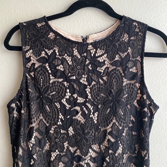 Sharagano Scallop Hem Lace Cocktail Midi Dress in Black Nude size 6 - Picture 2 of 8